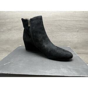Pelle Moda ERLA-SU Black Kid Suede Size 8.5 M